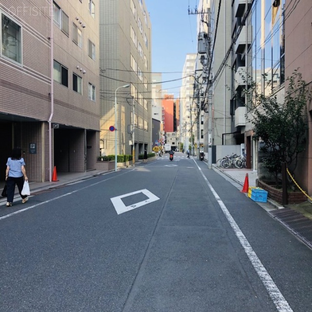 メゾンド平和田ビル ビル前面道路