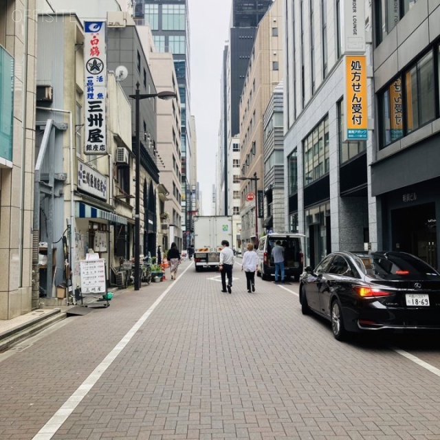 銀座1616ビル ビル前面道路