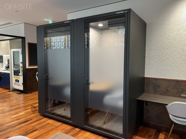 明治薬科大学剛堂会館 エントランス