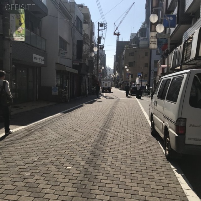 柏屋ビル ビル前面道路