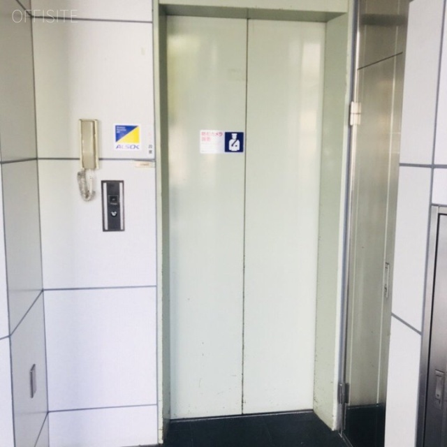 HOKIビル エレベーター