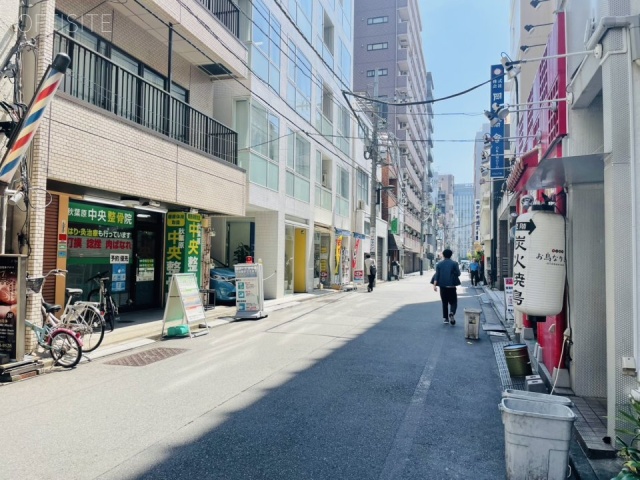 吉野屋商店ビル　前面道路