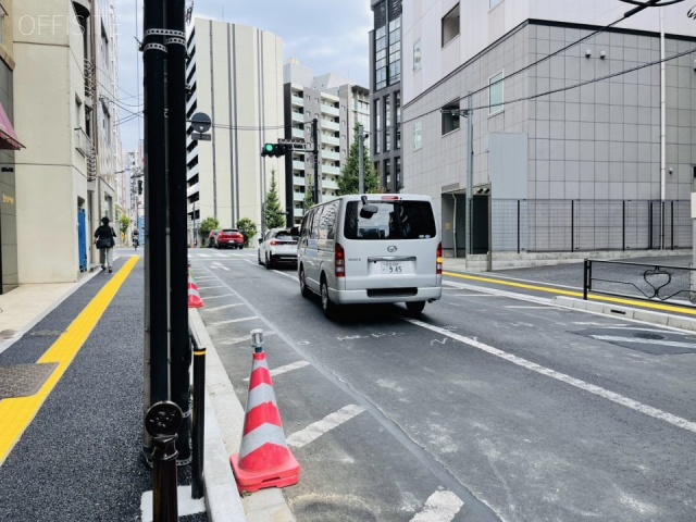 御茶の水KSビル　前面道路