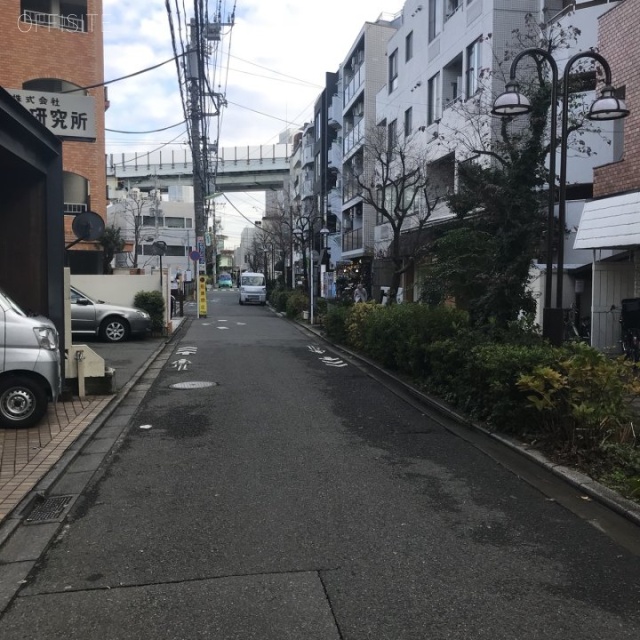 メリス玉川 PARTⅡ ビル前面道路