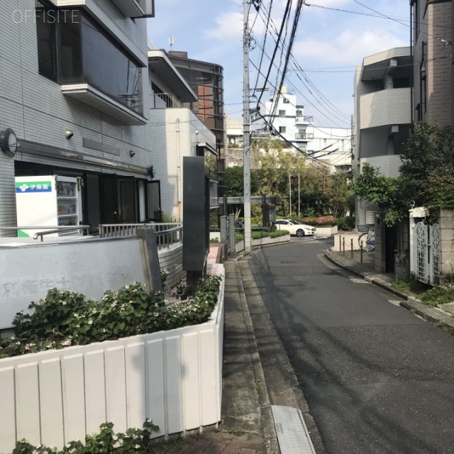 (仮)西早稲田2丁目ビル ビル前面道路