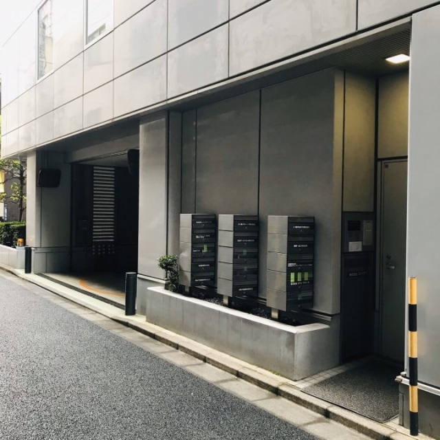 住友生命西新橋ビル 外観