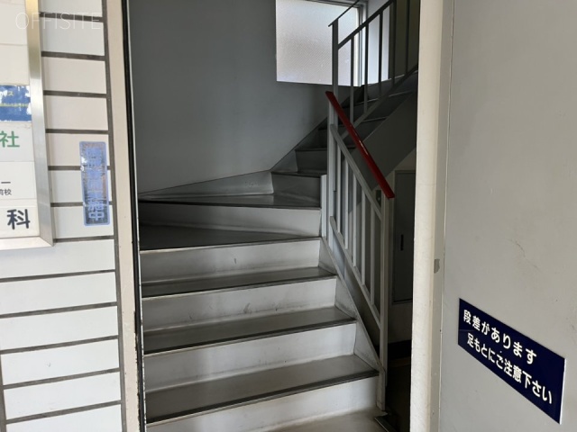 光正ビル　エントランス