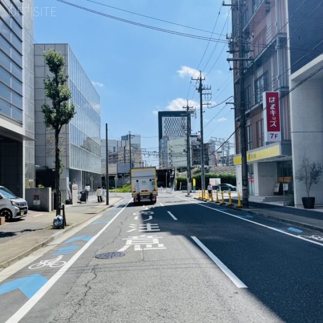 富士工名駅ビル 前面道路