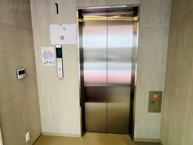 西崎ビル　エントランス