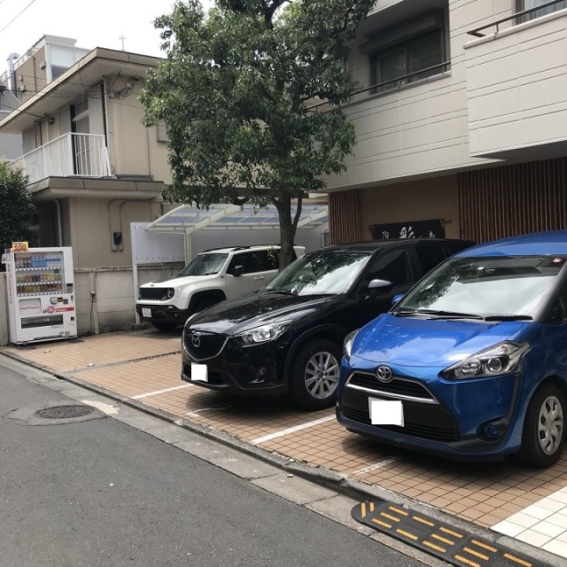 プライムKOBAYASHI 駐車場