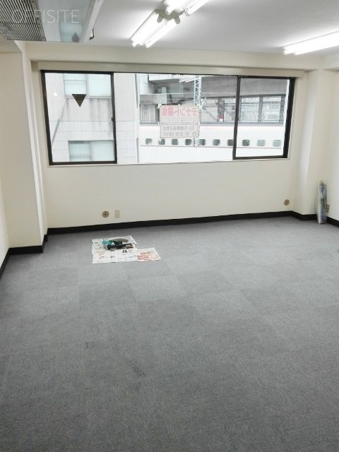 椿ビル 室内