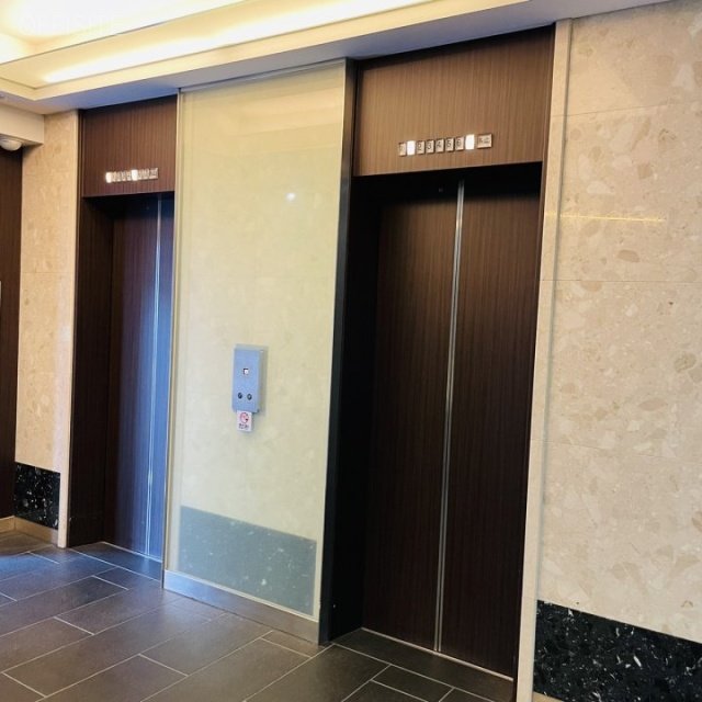 ニュー新坂ビル エレベーター