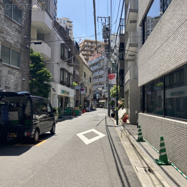 恵比寿清水ビル ビル前面道路