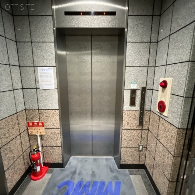 MMCビル エレベーター