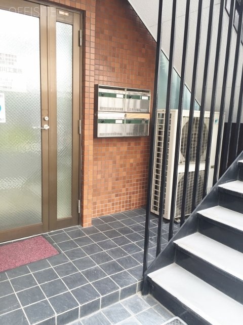 山本ビル　エントランス