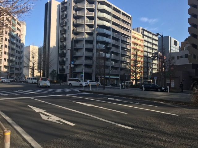 高島町北原不動産ビル ビル前面道路