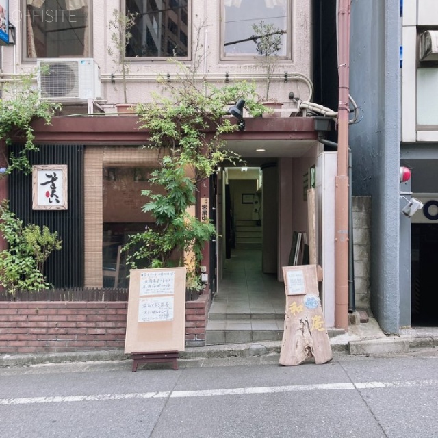 NOAAビル 外観