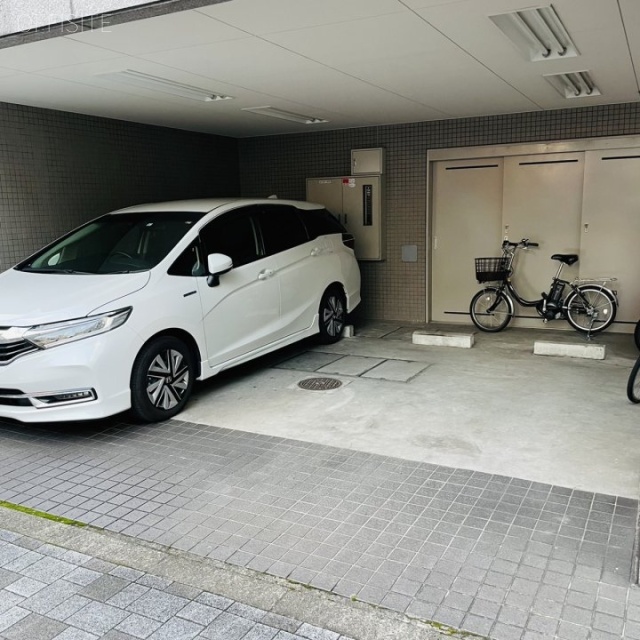 MKビル 駐車場