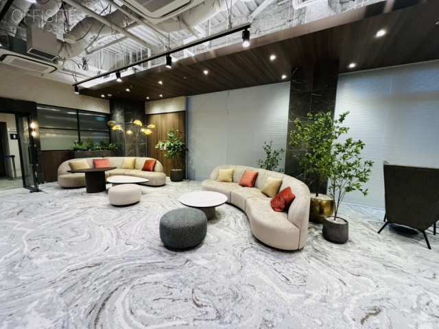 X-BASE SHIBUYA(クロスベースシブヤ) エントランス