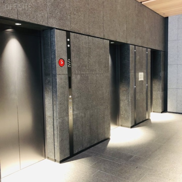 銀泉西新橋ビル　エレベーター