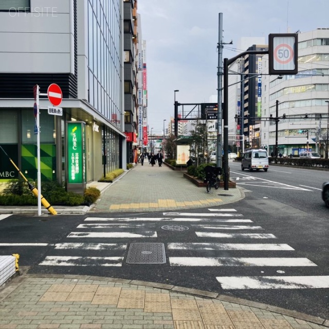 東京トラフィック錦糸町ビル南館 前面歩道