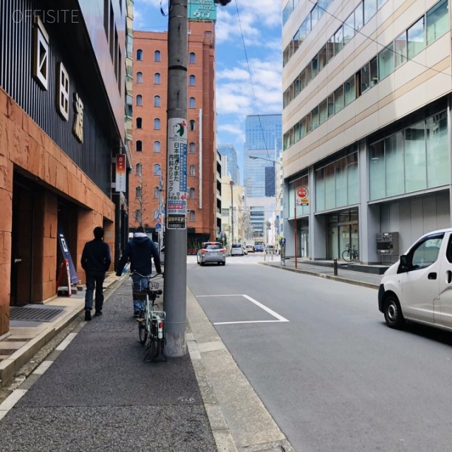 田源ビル ビル前面道路