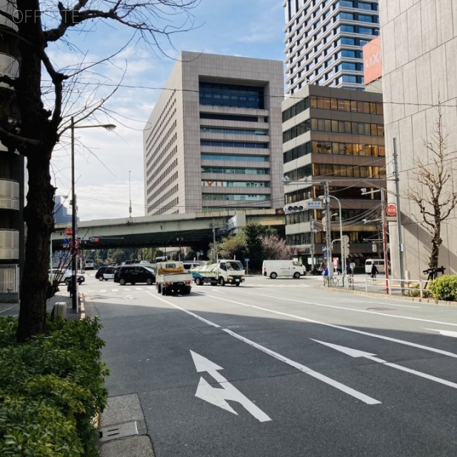 竹橋安田ビル ビル前面道路