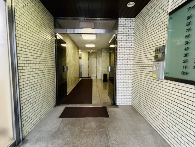 日本橋アイケイ(アイケイ日本橋)ビル　エントランス
