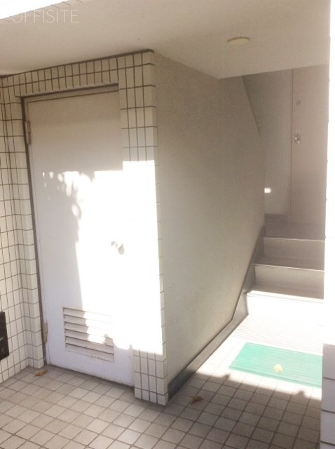 フラワービル エントランス