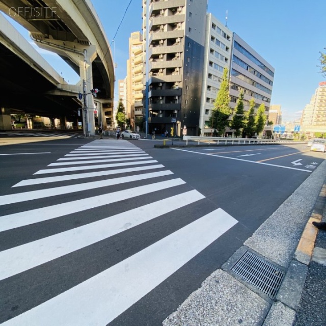 西五反田7丁目ビル ビル前面道路