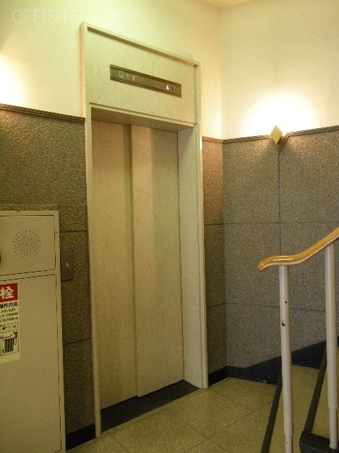 茶の木屋ビル 画像