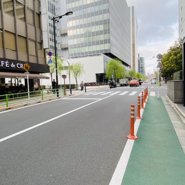 銀座花蝶ビル ビル前面道路