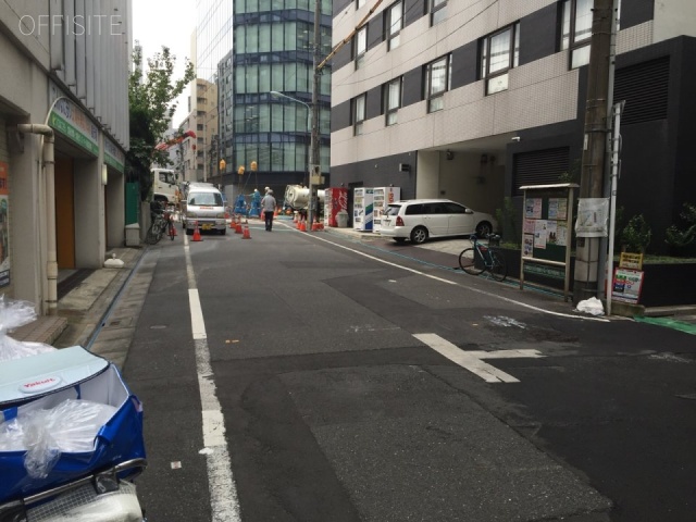 丹羽ビル ビル前面道路