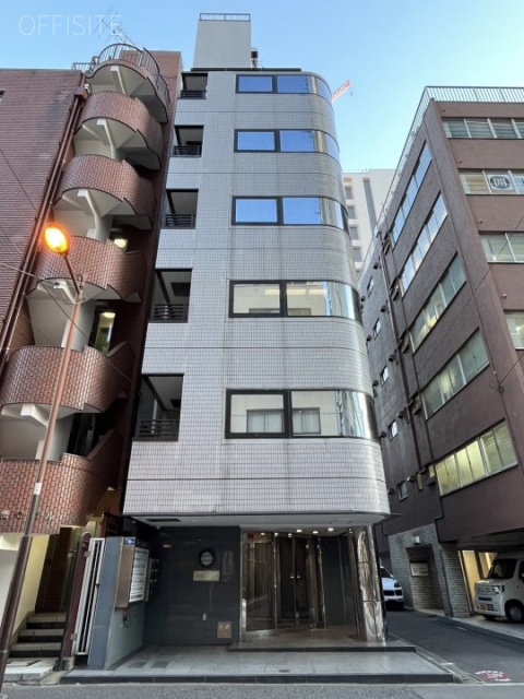 アーク神保町ビル 外観