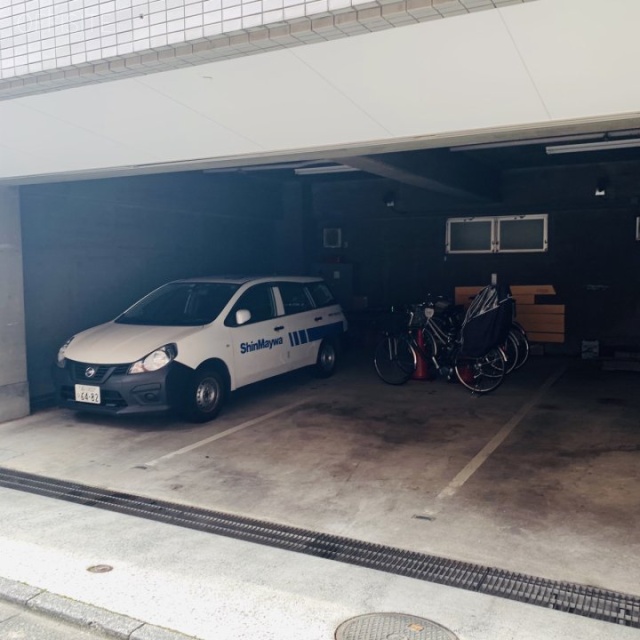 FD三田ビル 駐車場