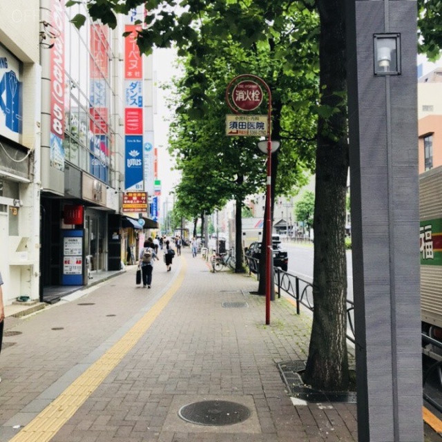 Fビル ビル前面道路