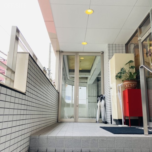 神宮前堺ビル エントランス