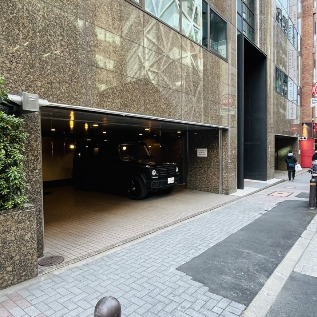 NMF銀座四丁目ビル 駐車場