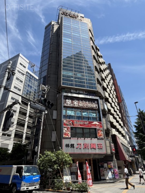 上野逸品館ビル　外観