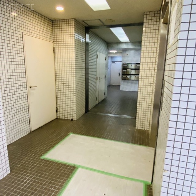 神宮外苑ビル2号館　エントランス