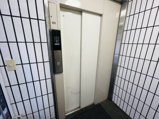 原田ビル エレベーター
