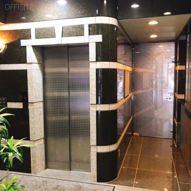 三崎町三上ビル　エレベーター
