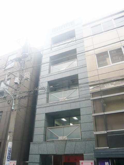 坂根八重洲ビル 外観