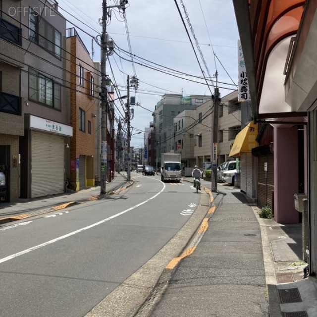 笠原ビル ビル全面道路