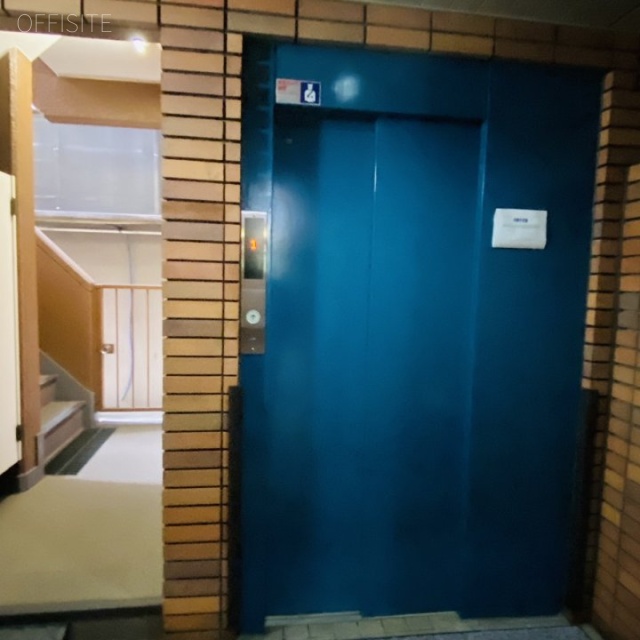 酒井ビル　エレベーター