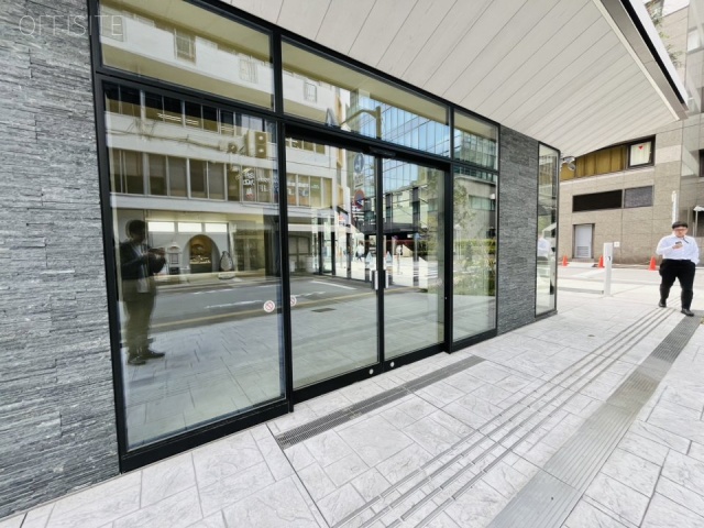 アップルーヴメントビル　外観