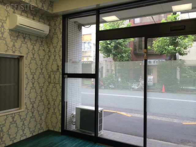アウルビル 画像