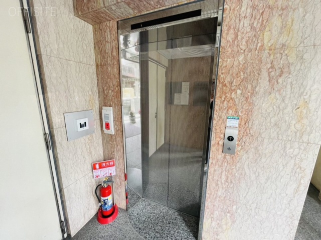 キクチビル　エントランス