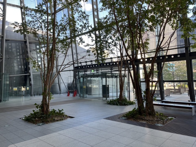 日石横浜ビル エントランス