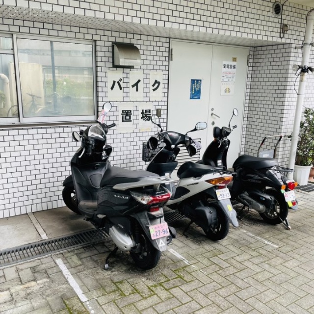 中銀第2八丁堀マンション バイク置き場